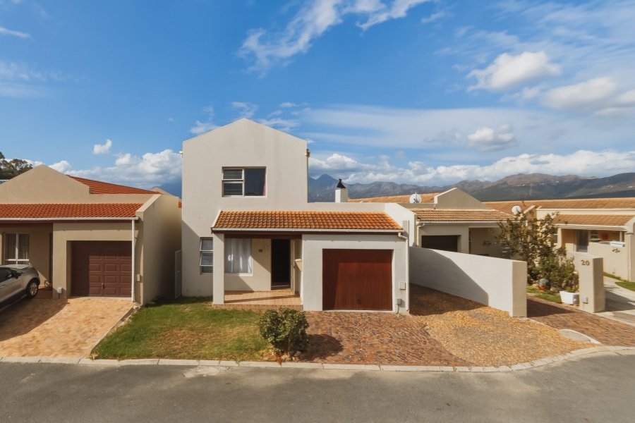 3 Bedroom Property for Sale in Fairview Golf Estate Western Cape